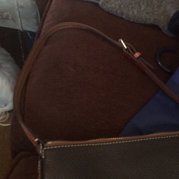 Dooney &Bourke - Picture 3 of 7